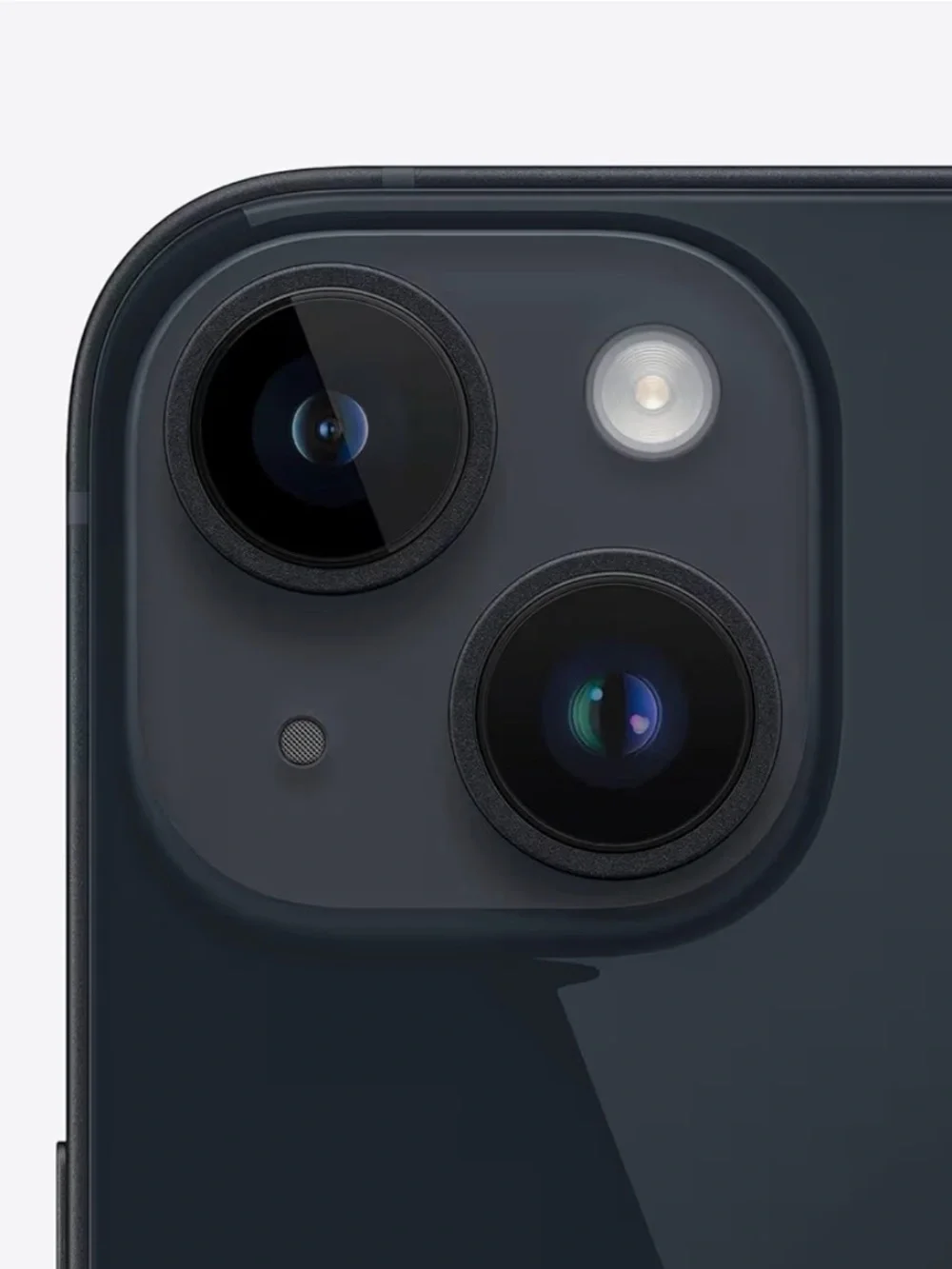 Apple iPhone 15 in Black